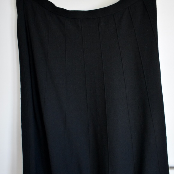 2- Jones New York Collection Skirts Black & Gray -  2 for $60 - Picture 3 of 4